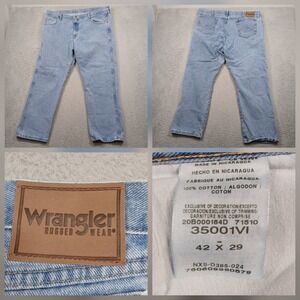 Wrangler Rugged Wear Men's Jeans 42x29 Light Wash Blue Denim
